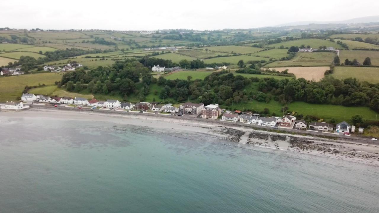 Bayview Apartments Ballygally  외부 사진