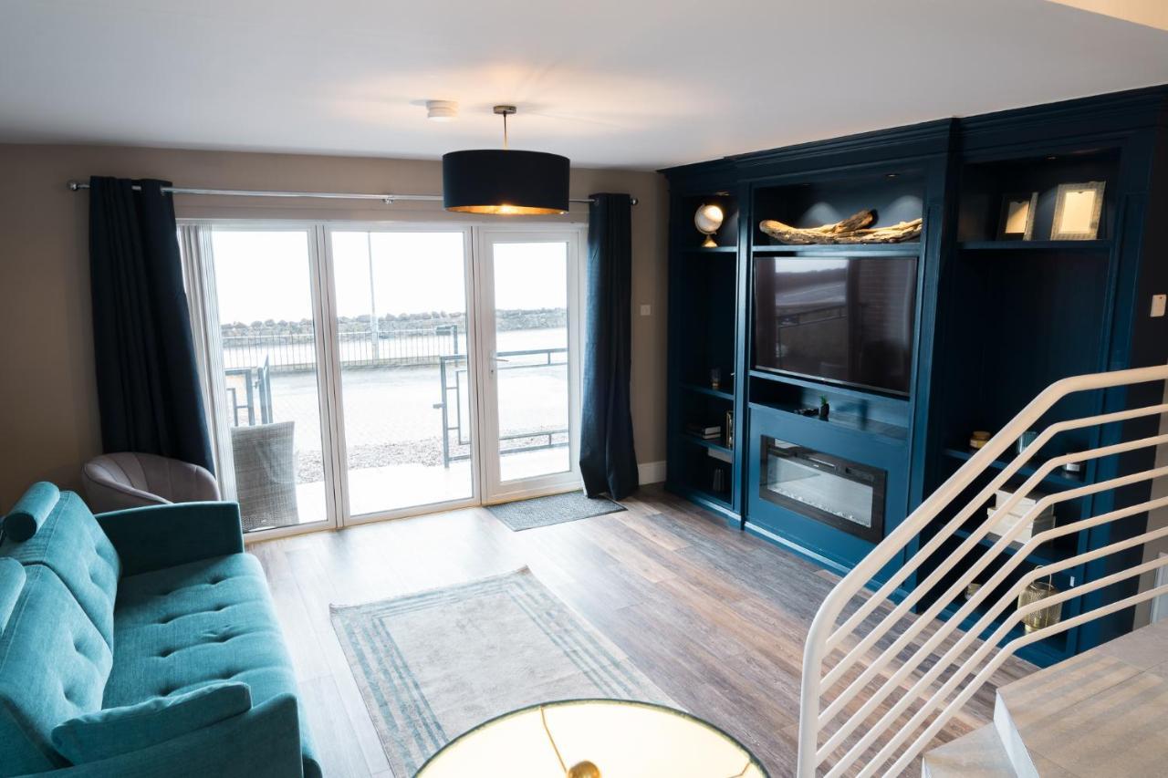 Bayview Apartments Ballygally  외부 사진